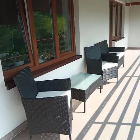 Çiftlik konaklama Dom Przy Lesie